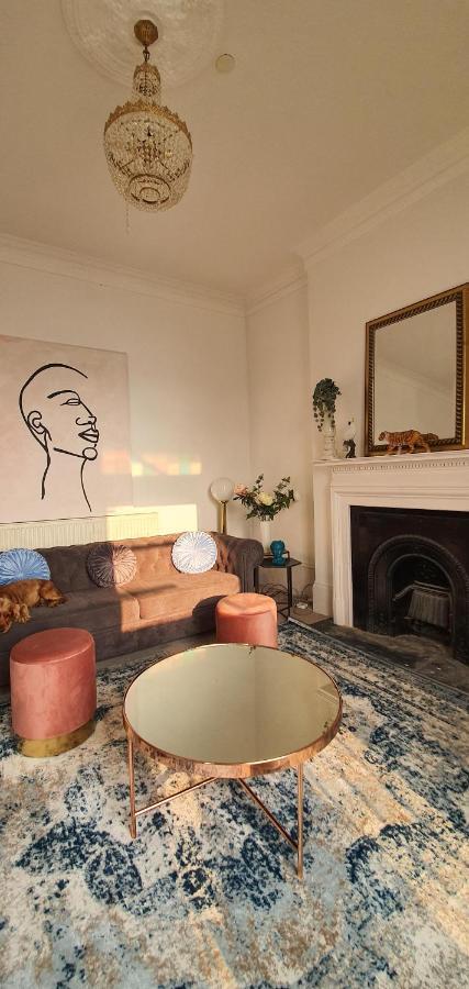 Elegant 5 Bed 4 Bath 'Vogue House' Parisian Style Home Маргейт Екстер'єр фото